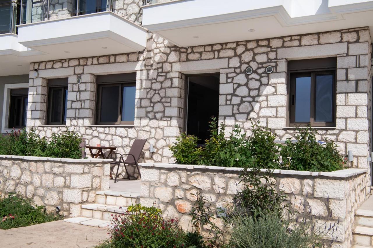 Melikiron Luxury Apartments Agios Nikitas Exterior photo